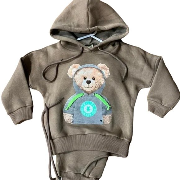 Tracksuit size 6Y - Picture 1 of 11